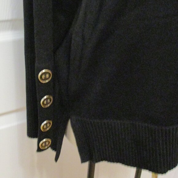 Melissa Paige Sweaters - NEW Melissa Paige Classic Pullover Sweater Cuff Button Accents Size 1X NWT